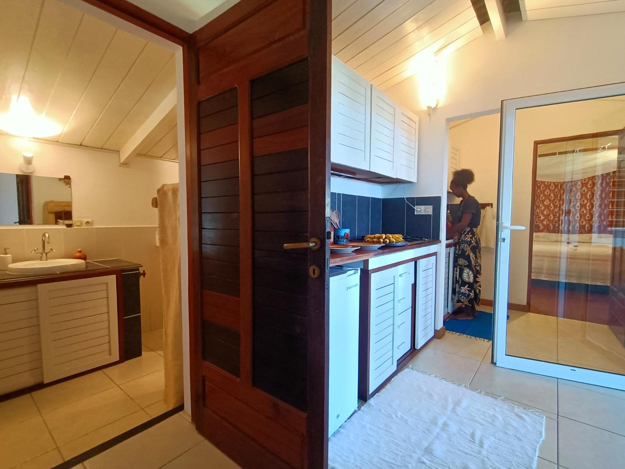 فيلا Madirokely House Nosy Be أمباتولواكا المظهر الخارجي الصورة